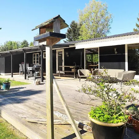 Idestrup Xiii Holiday home *